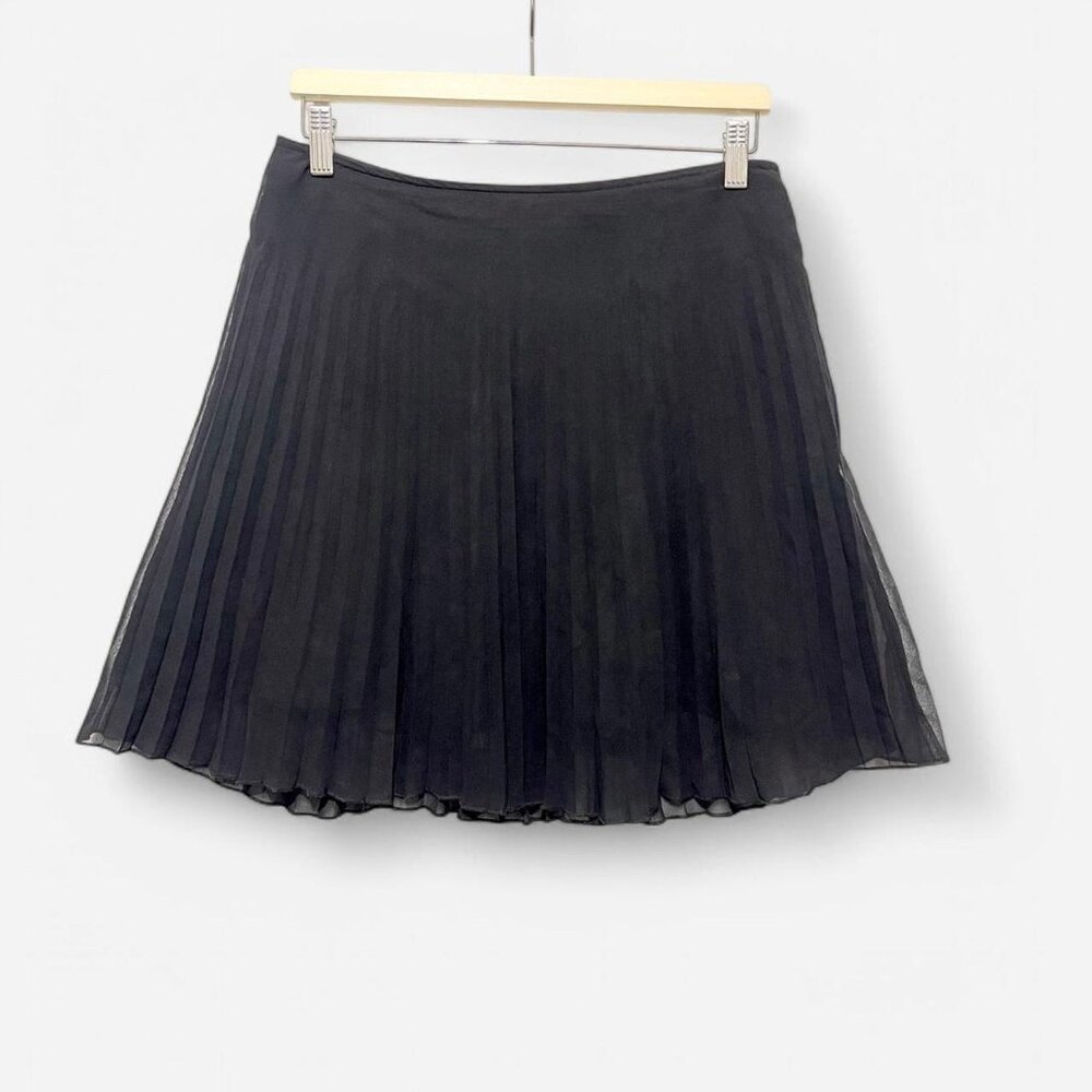 Express pleated black chiffon skirt Size 5 / 6